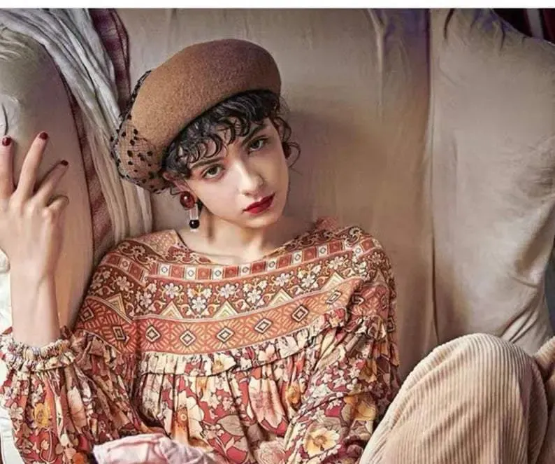 Elegant French Beret with Veil for Women and Girls