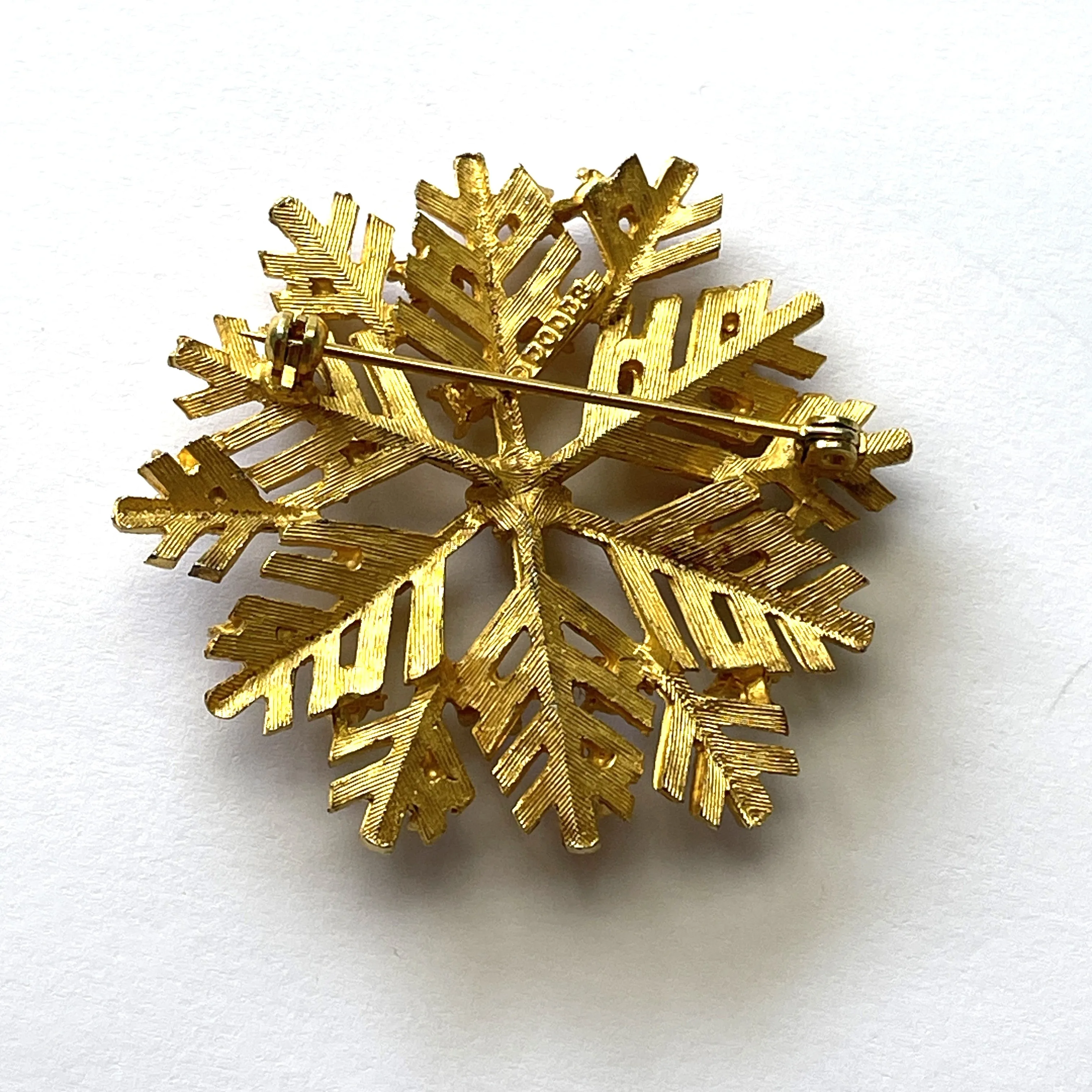 Gold tone & Pearl Vintage Dodds USA Snowflake Brooch