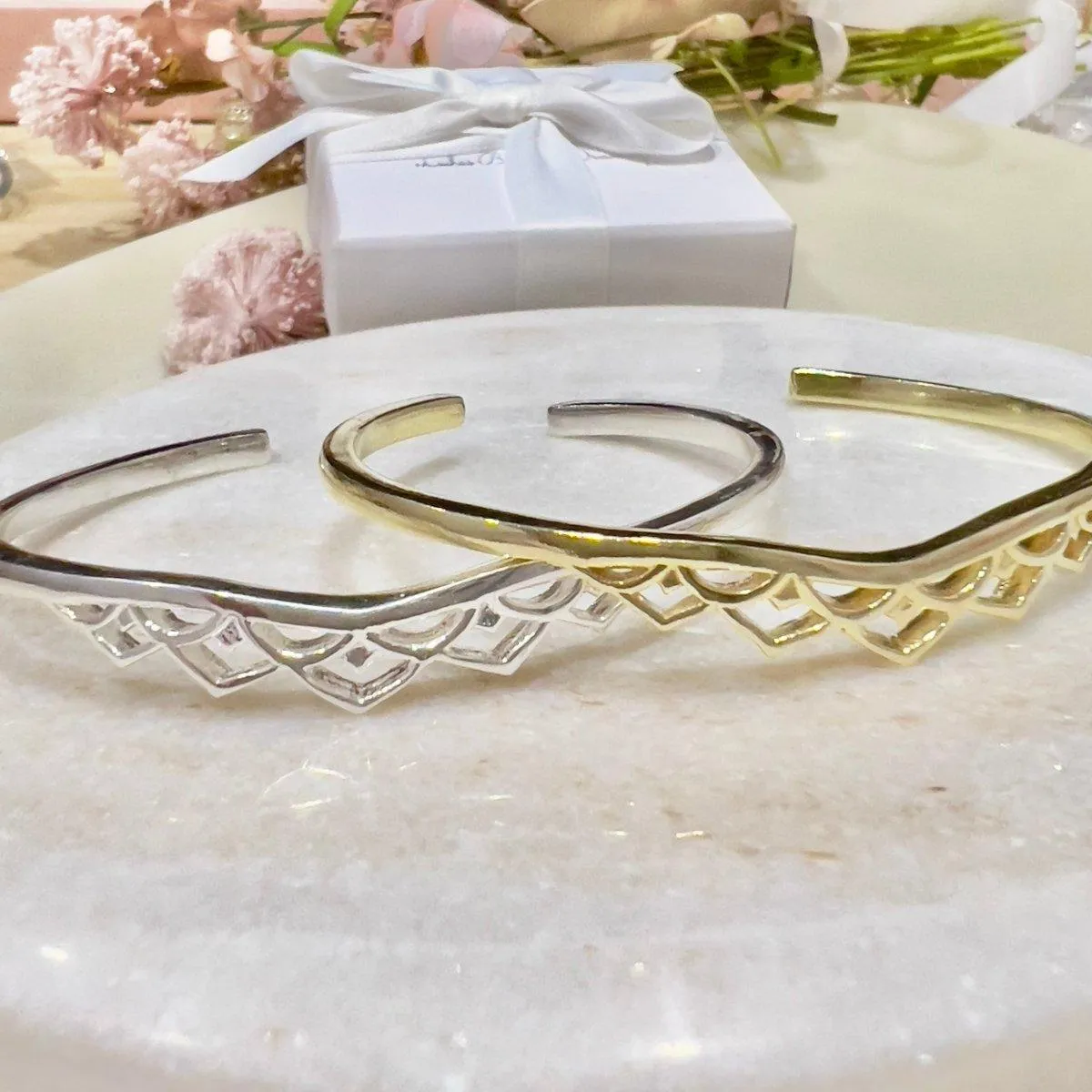 Laihas Boho Temple Gold Bangle