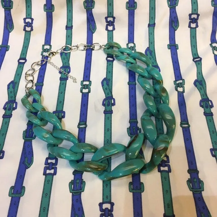 Turquoise Acrylic Chain Necklace