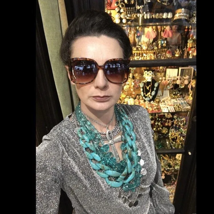 Turquoise Acrylic Chain Necklace