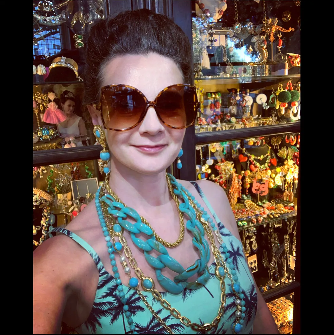 Turquoise Acrylic Chain Necklace